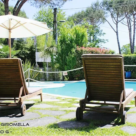 Hotel Nedy Marina di Massa