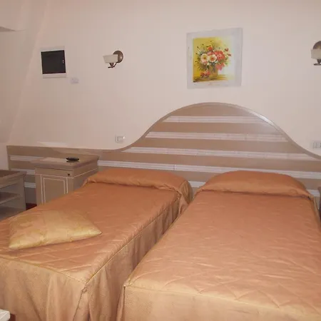 Hotel Nedy Marina di Massa